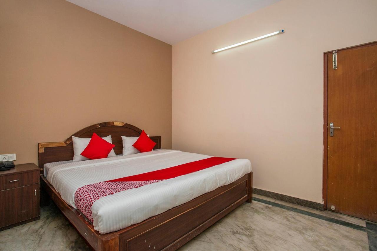 Hotel O Royal Residency Near Hare Krishna Hill Bangalore Exterior foto